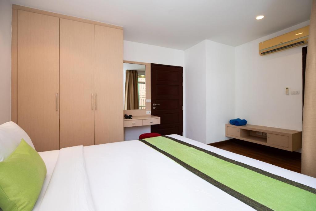 
Two-Bedroom Apartment with Pool View
