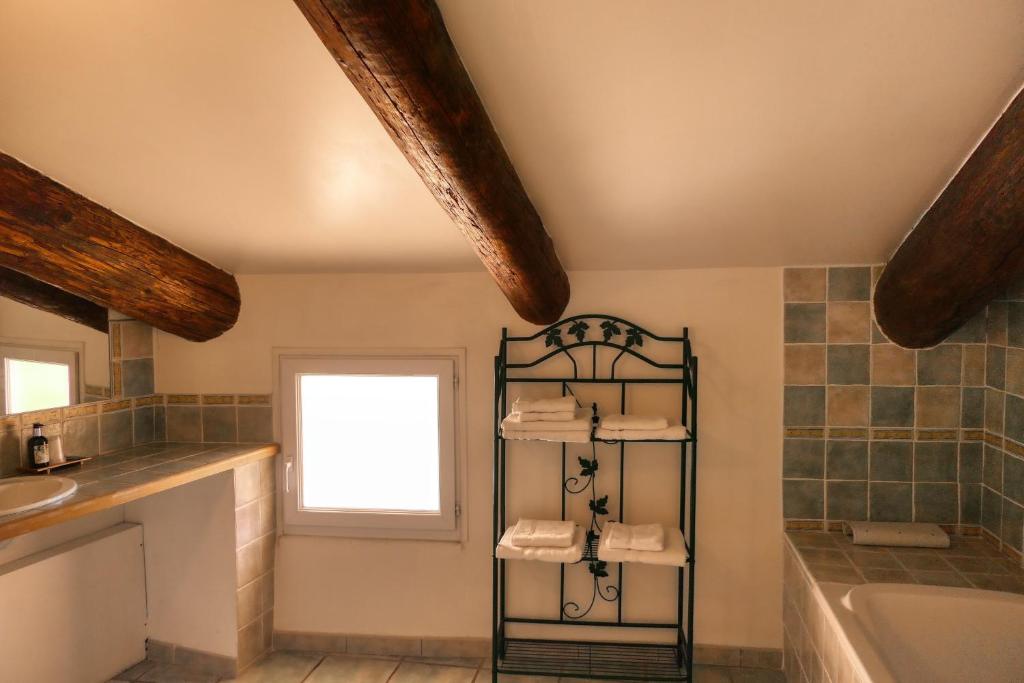 Fotografie z fotogalerie ubytování Logis Hôtel La Bastide des Monges v destinaci Nyons