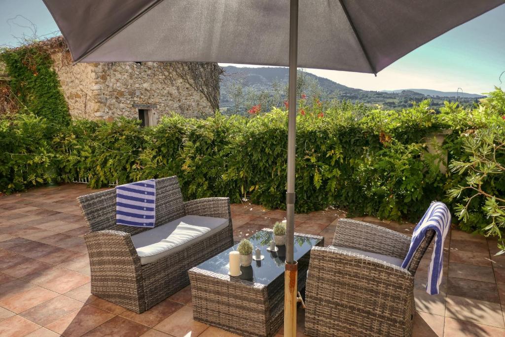 Zahrada ubytování Logis Hôtel La Bastide des Monges