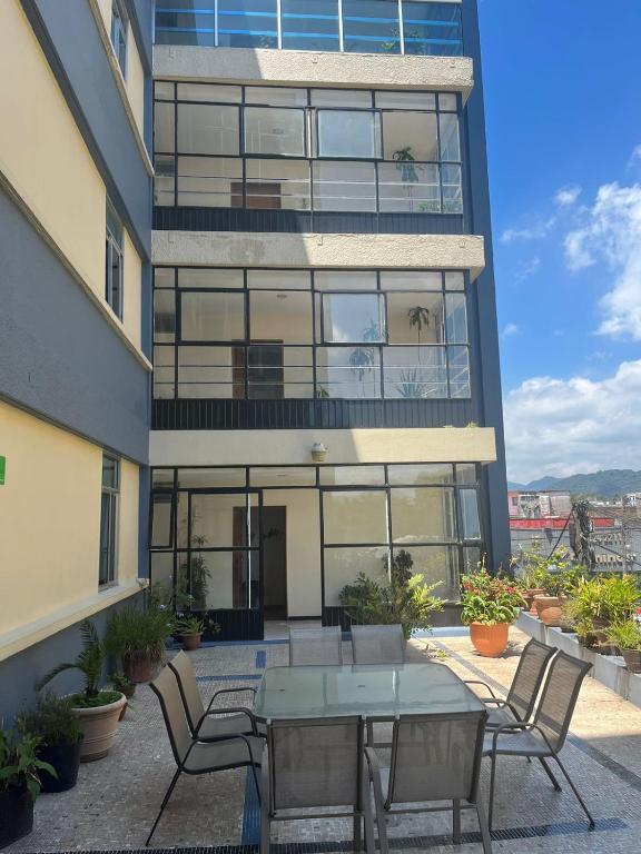 Balkón nebo terasa v ubytování HOTEL TRUEBA