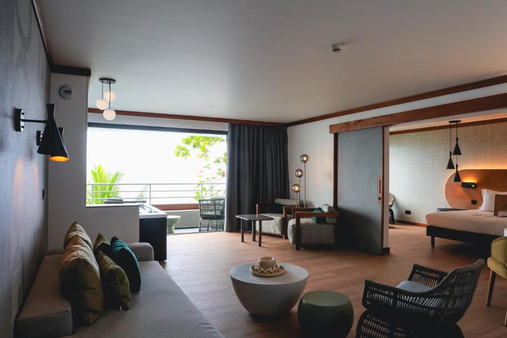 Tahiti Pearl Beach Resort photo