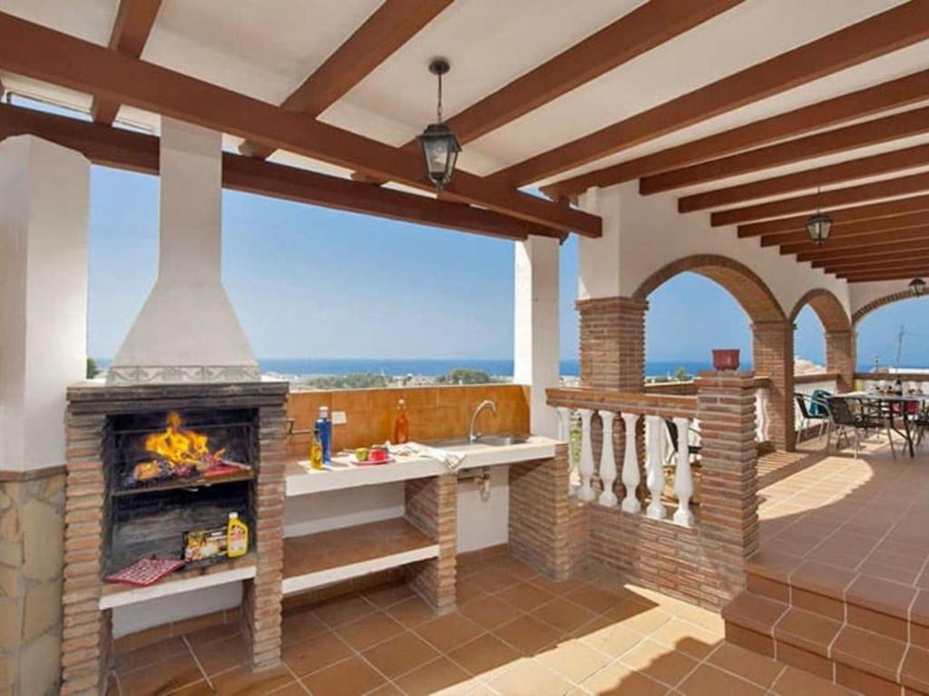 Zdjęcie z galerii obiektu Villa El Suspiro Frigiliana Nerja with spectacular panoramic sea views w mieście Frigiliana