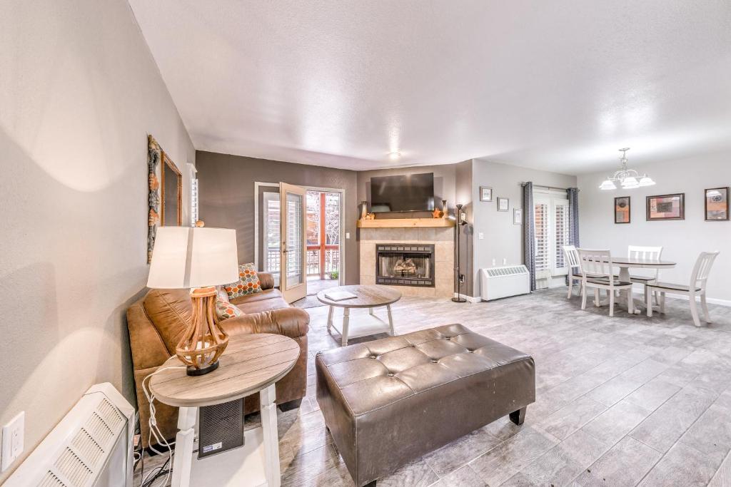 PetFriendly Ruidoso Condo with Grill and Fireplace!, Ruidoso (updated