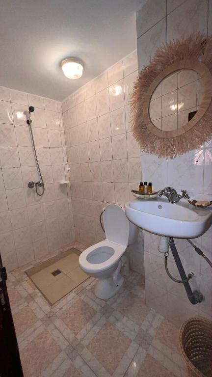 Koupelna v ubytování Riad Hayat
