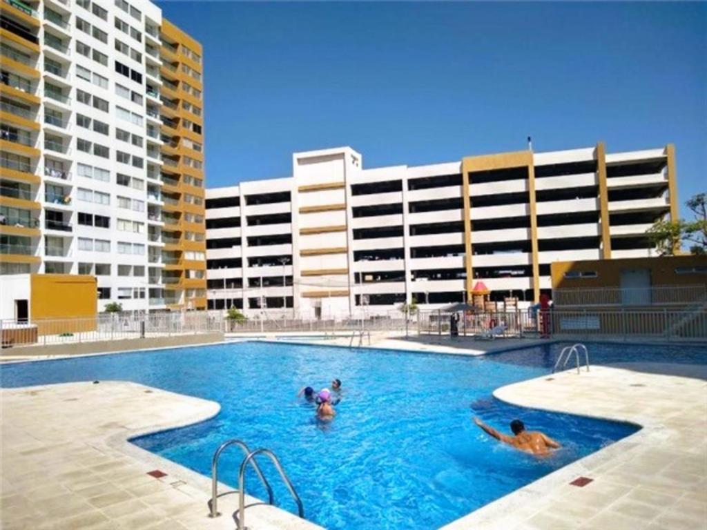 Πισίνα στο ή κοντά στο Apartamentos Condominio Oporto - Cerca a Todo