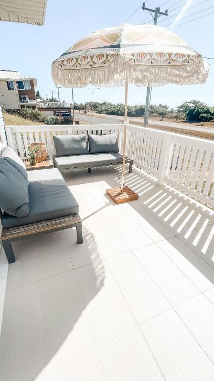 Balkón nebo terasa v ubytování Beach Bungalow Yeppoon