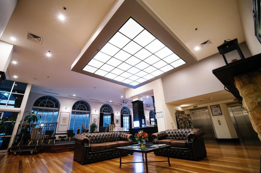 The Chancellor on Currie - Resim 28