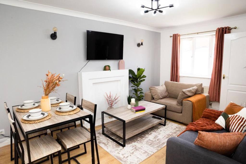 Spacious 2bedroom In Haydock, Saint Helens (updated prices 2024)