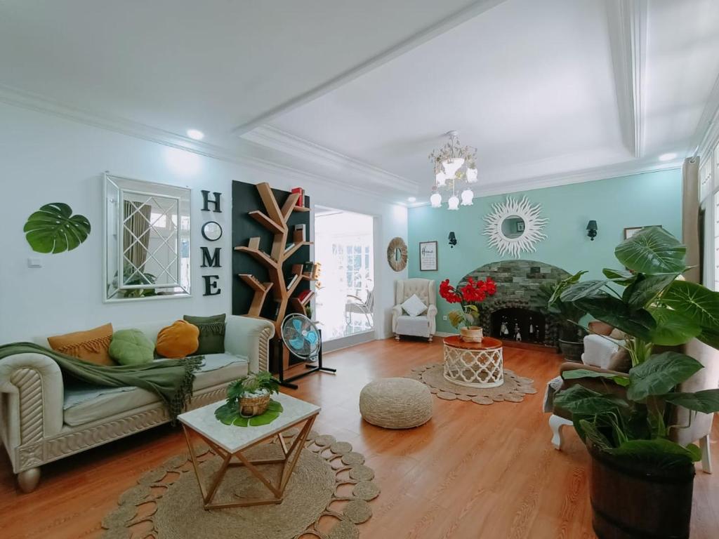 Villa Kota Bunga Malini 2