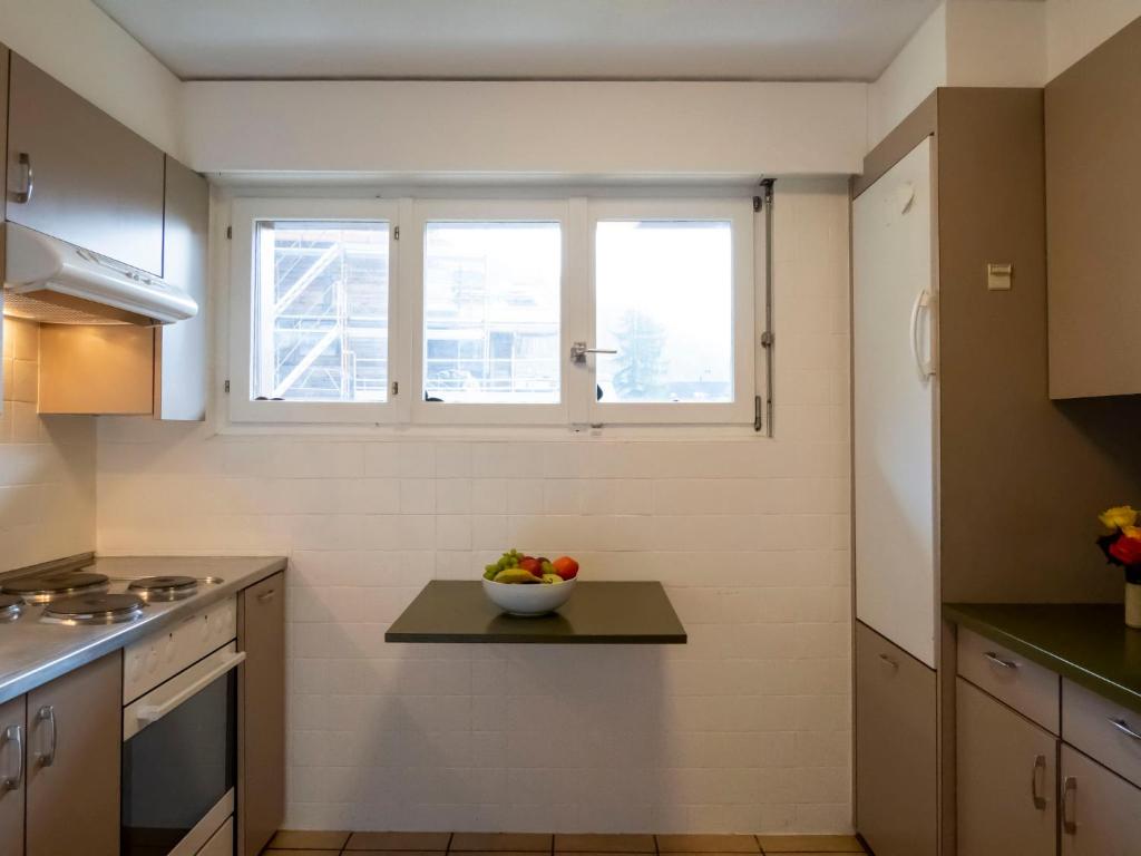 Kuchyň nebo kuchyňský kout v ubytování Apartment Pierreval 18 by Interhome