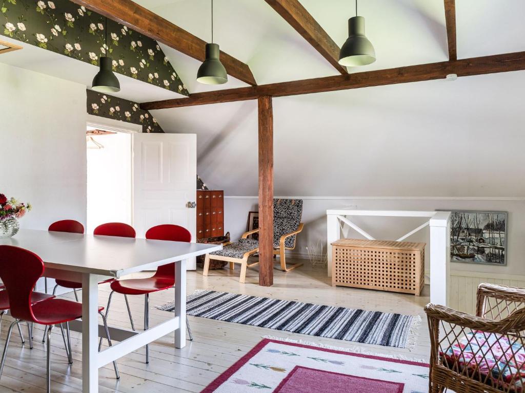 Posezení v ubytování Chalet Långban by Interhome