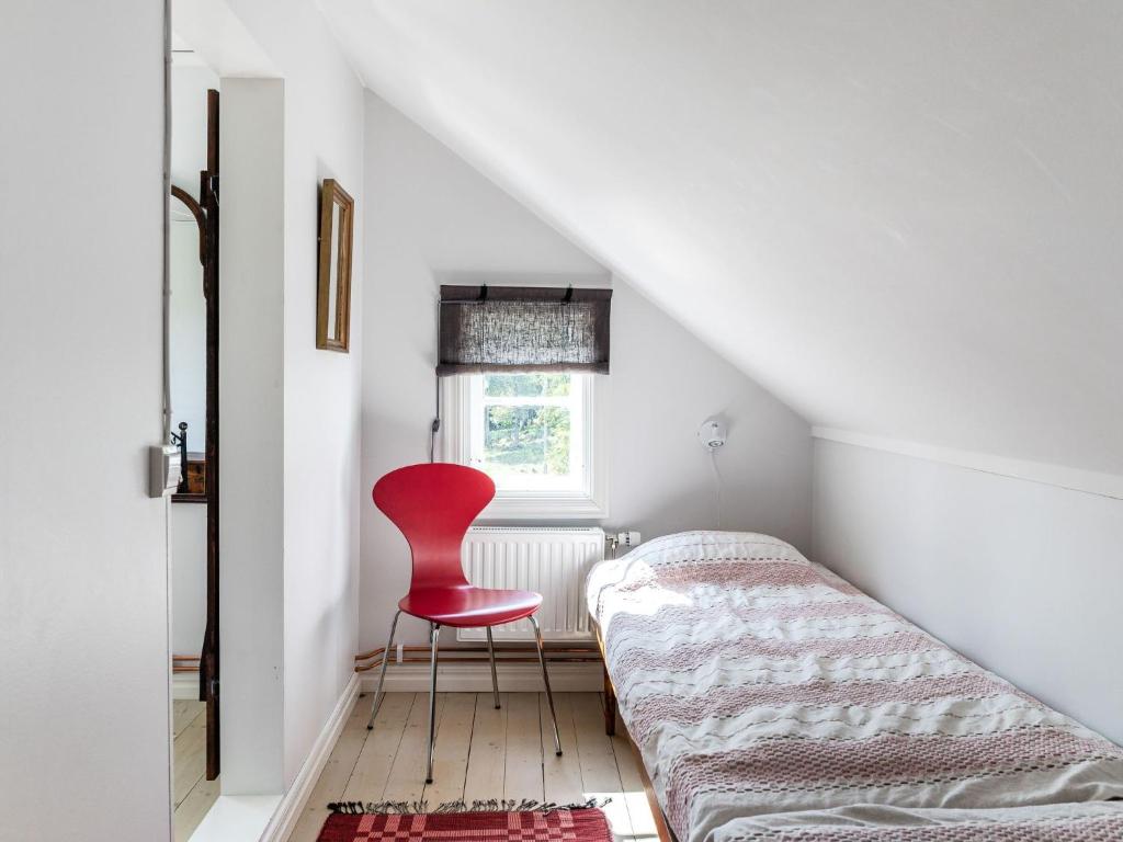 Postel nebo postele na pokoji v ubytování Chalet Långban by Interhome