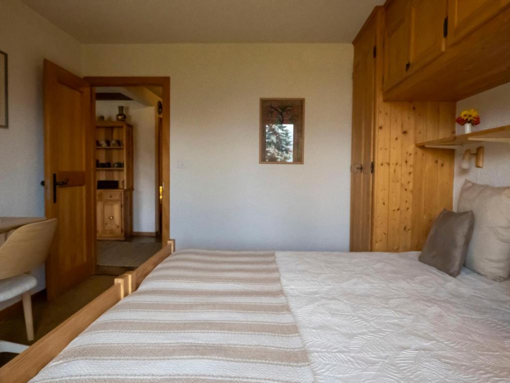 Postel nebo postele na pokoji v ubytování Apartment Baroudeur B04 by Interhome