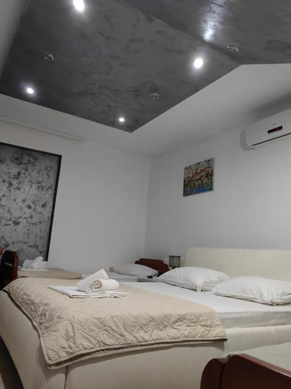 LIRA EXCELLENT NIS - Resim 20