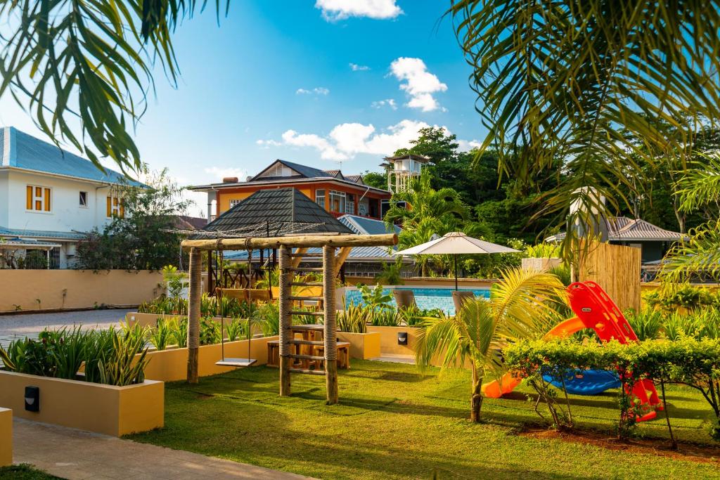 Zahrada ubytování Tropical Hideaway