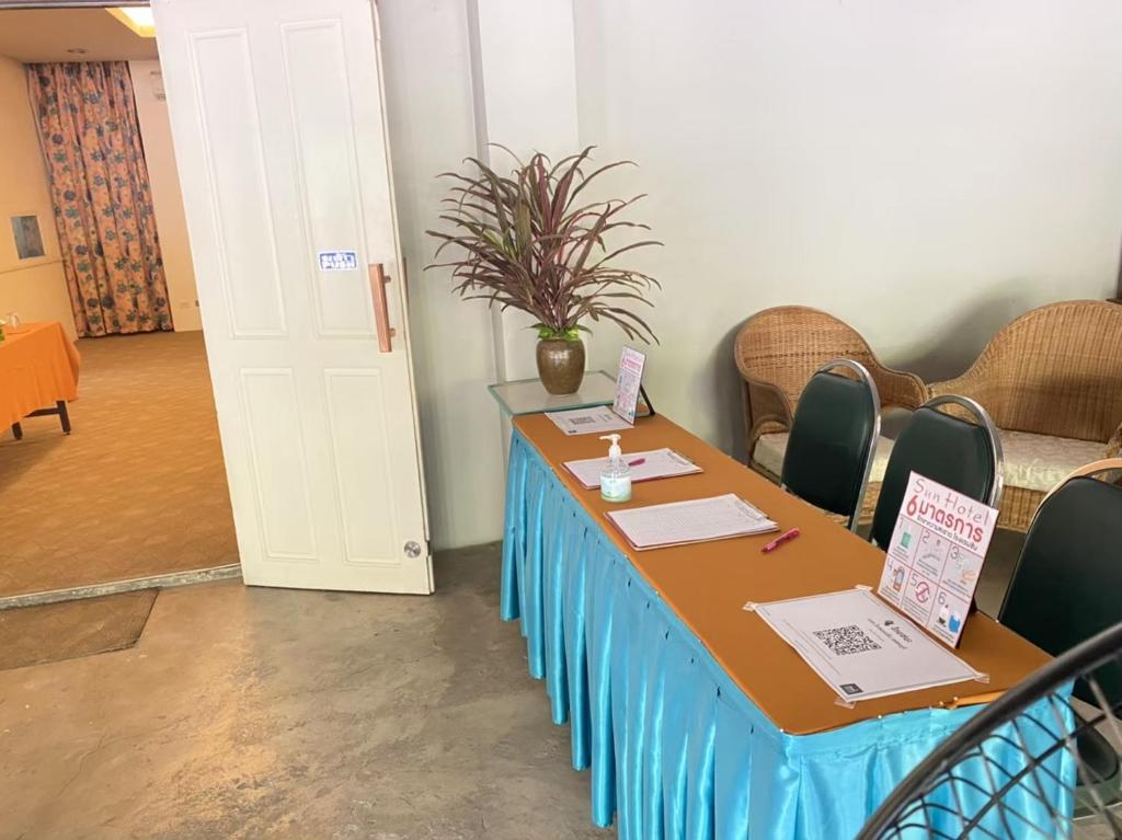 Fotografie z fotogalerie ubytování Sun Hotel v destinaci Phetchaburi