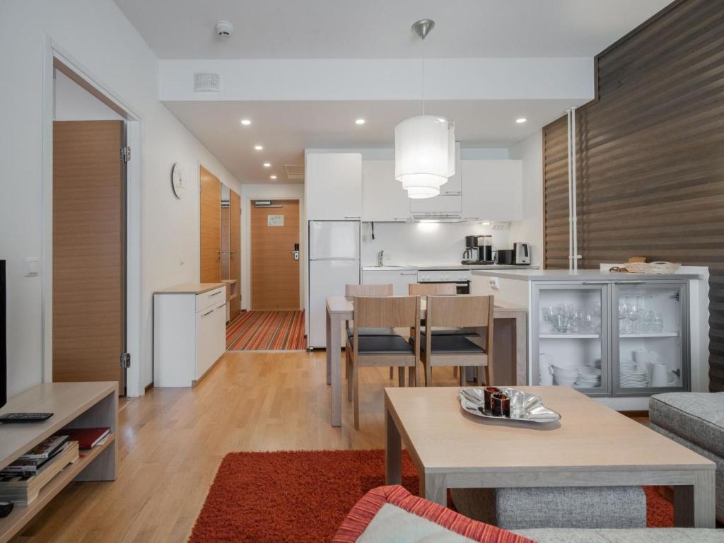 Η κουζίνα ή μικρή κουζίνα στο Holiday Home Nordic chalet 9211 by Interhome