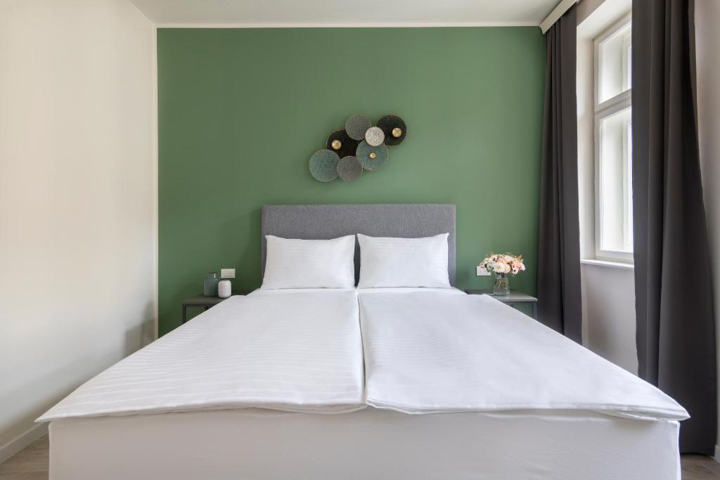 Kinsky Garden Apartments and Suites by Dwellfort - Apartamento Ejecutivo De Una Habitación