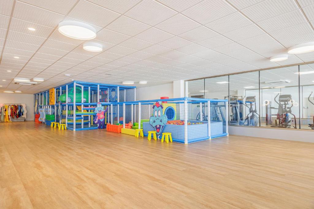 Fitness centrum a/nebo fitness zařízení v ubytování Hotel Best Indalo
