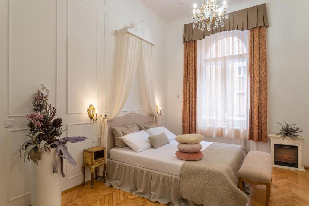 Regina Apartments on Király street 1077 Budapest, 85 Király utca kép - 1
