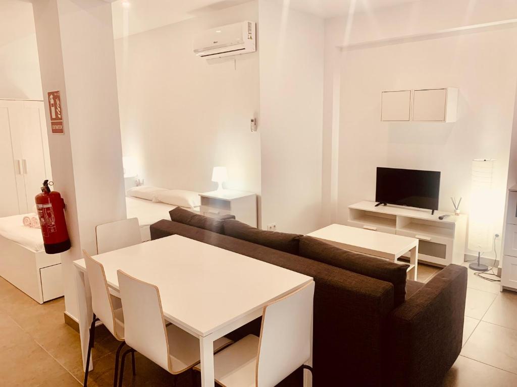 Apartamentos Pintor Losada - 9