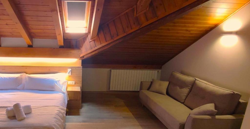 Posedenie v ubytovaní Hotel Saurat