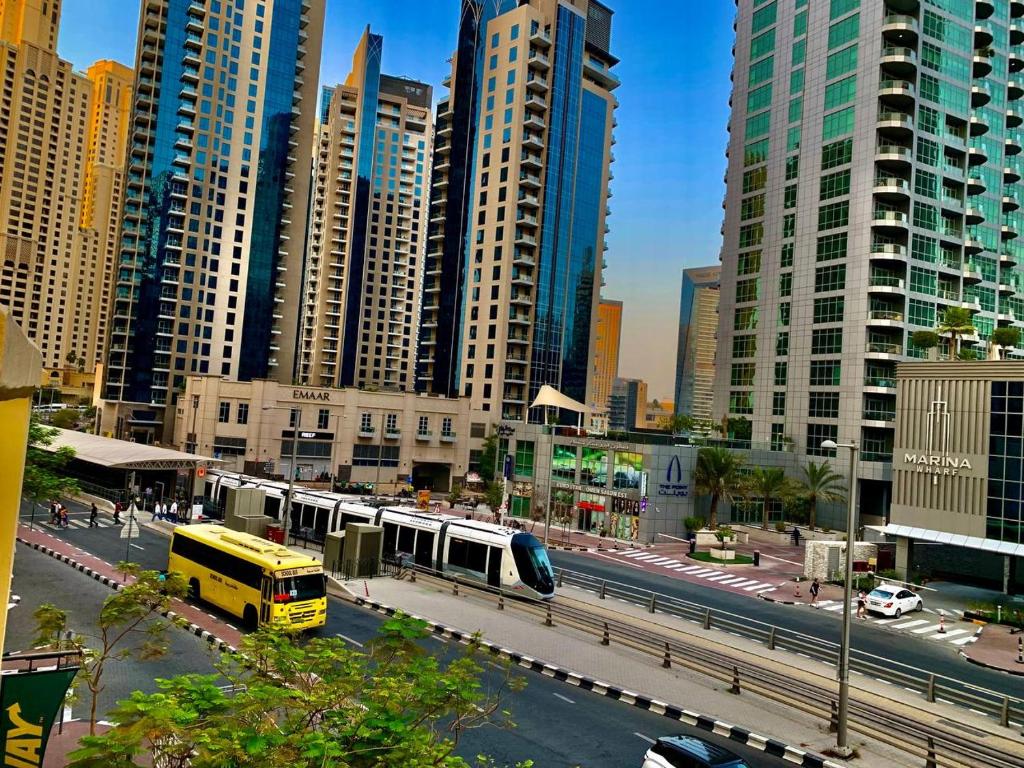 مارینا هومز