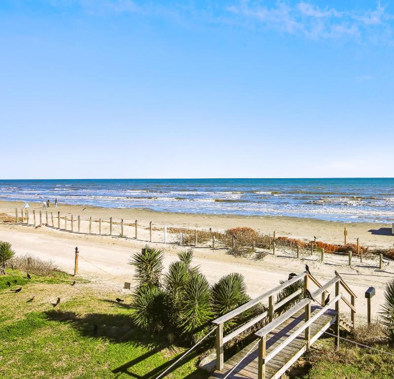 Bermuda Sunrise, Galveston (updated prices 2024)