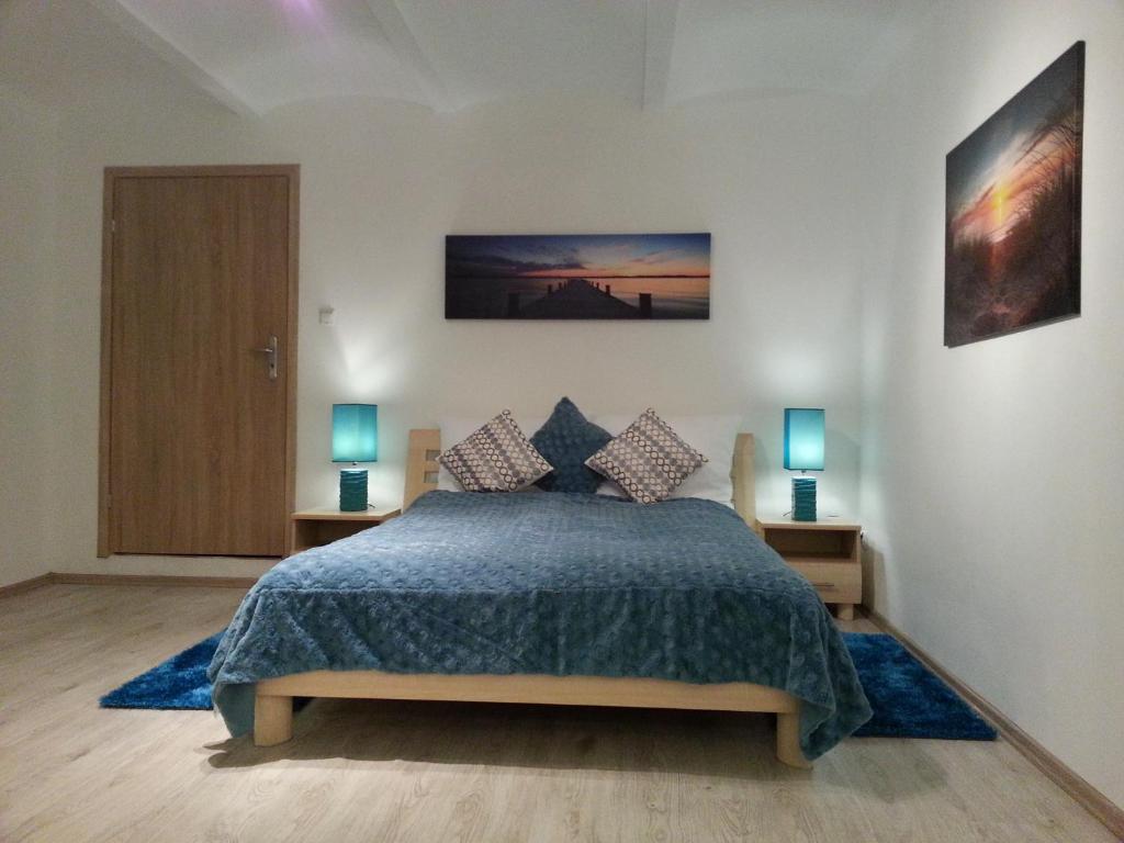 Spa Park Guest Rooms - Apartment With Garden View