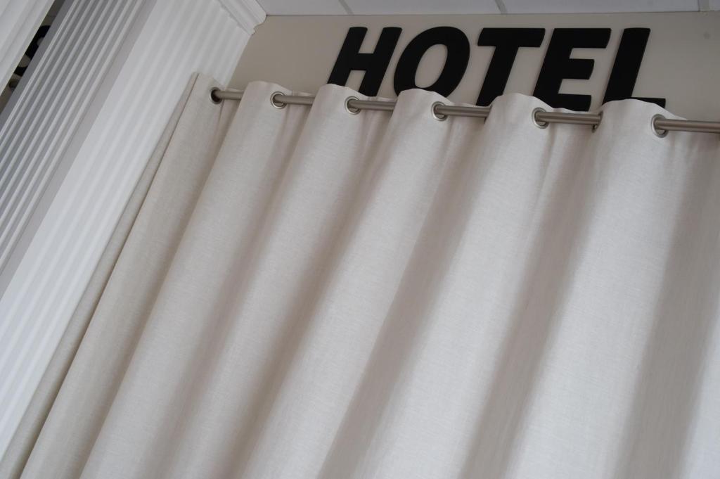 Certifikát, hodnocení, plakát nebo jiný dokument vystavený v ubytování Hôtel Les Sources