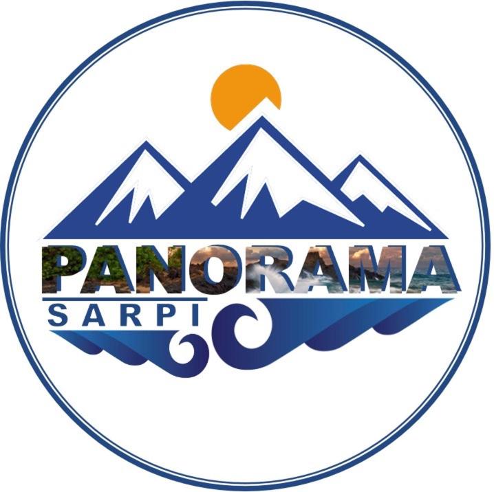 巴統的住宿－Panorama Sarpi，全景Armaarmaarmaarma山脉的标志