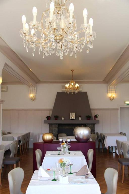 Posezení v ubytování Hotel Restaurant Perle Des Vosges