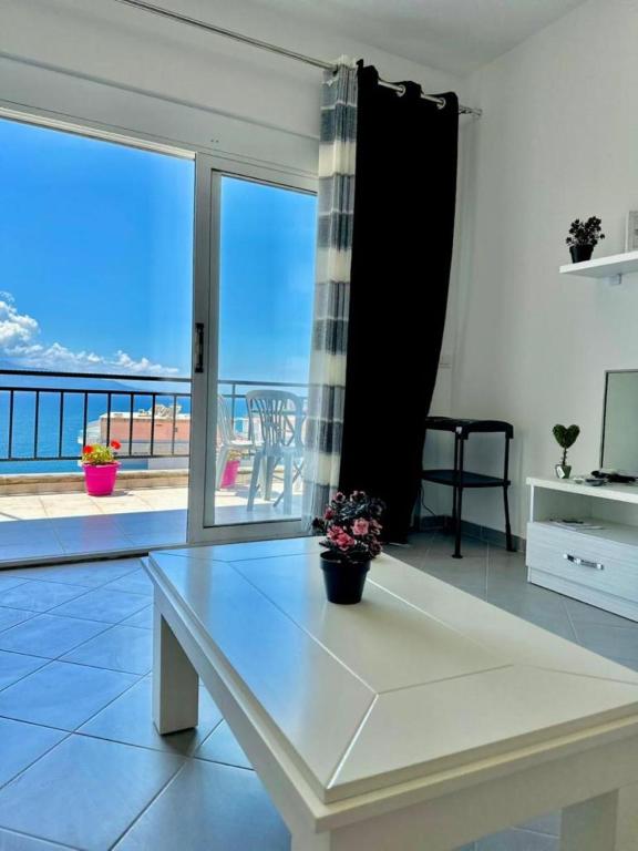 Sion Sarande Apartment 33
