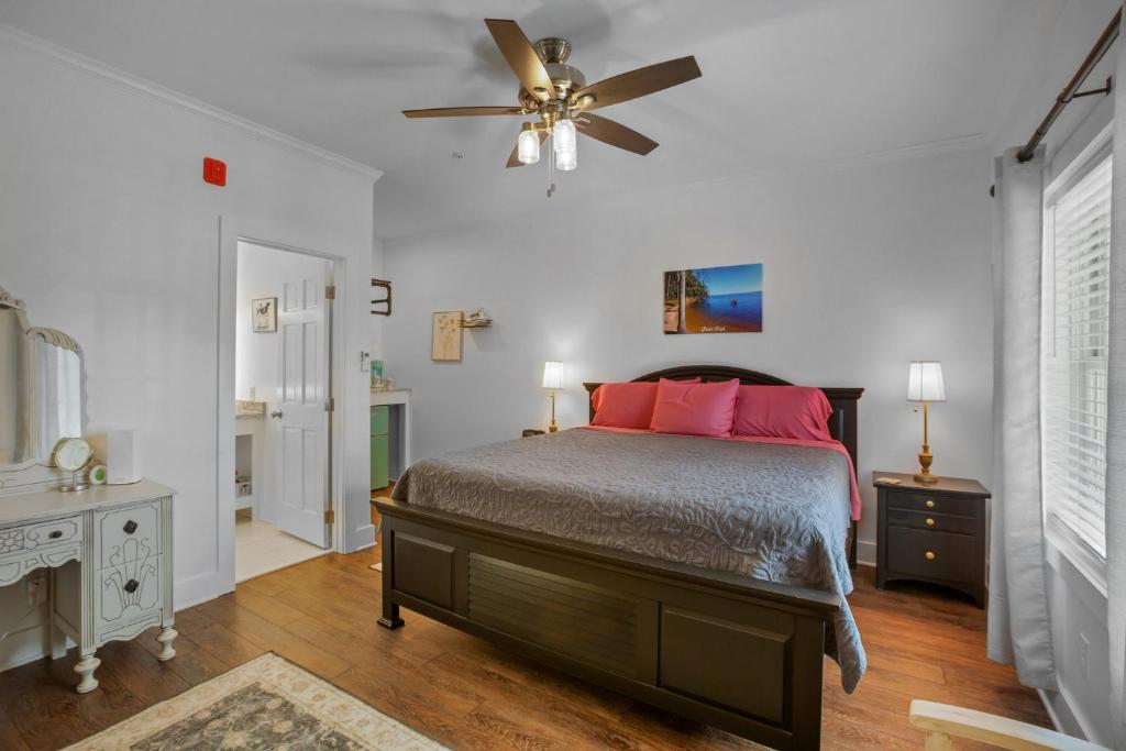 Little Inn on Main - Chambre Lit King-Size De Luxe