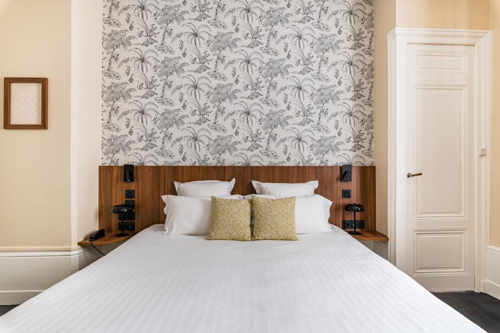 Globe Et Cecil - Resim 18