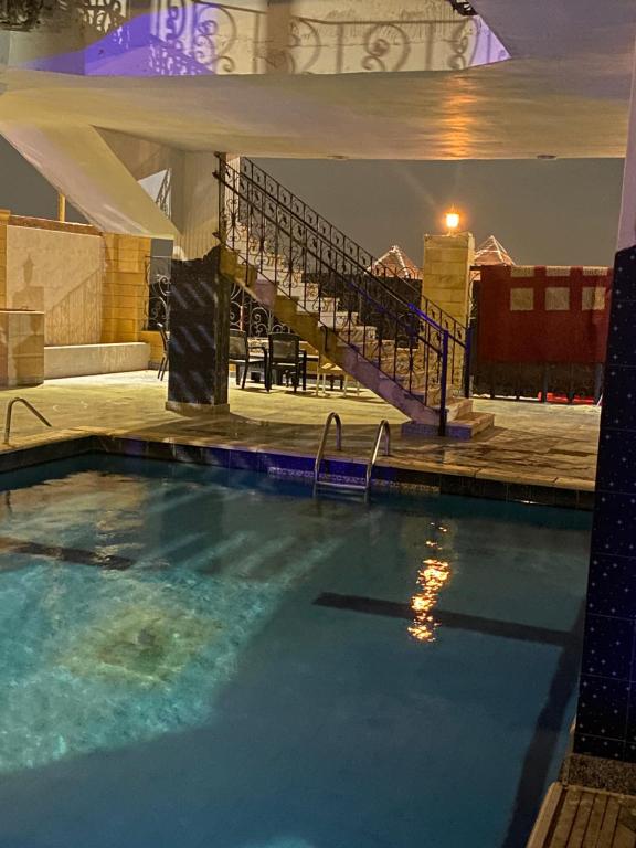 Bazén v ubytování Pyramita Hotel nebo v jeho okolí