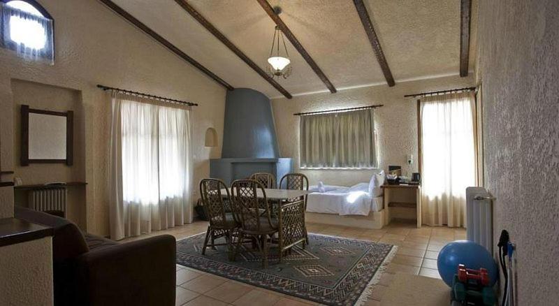 Posezení v ubytování Fanaras Hotel