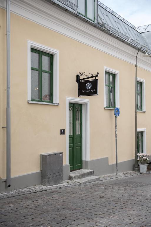 Budova, kde se aparthotel nachází