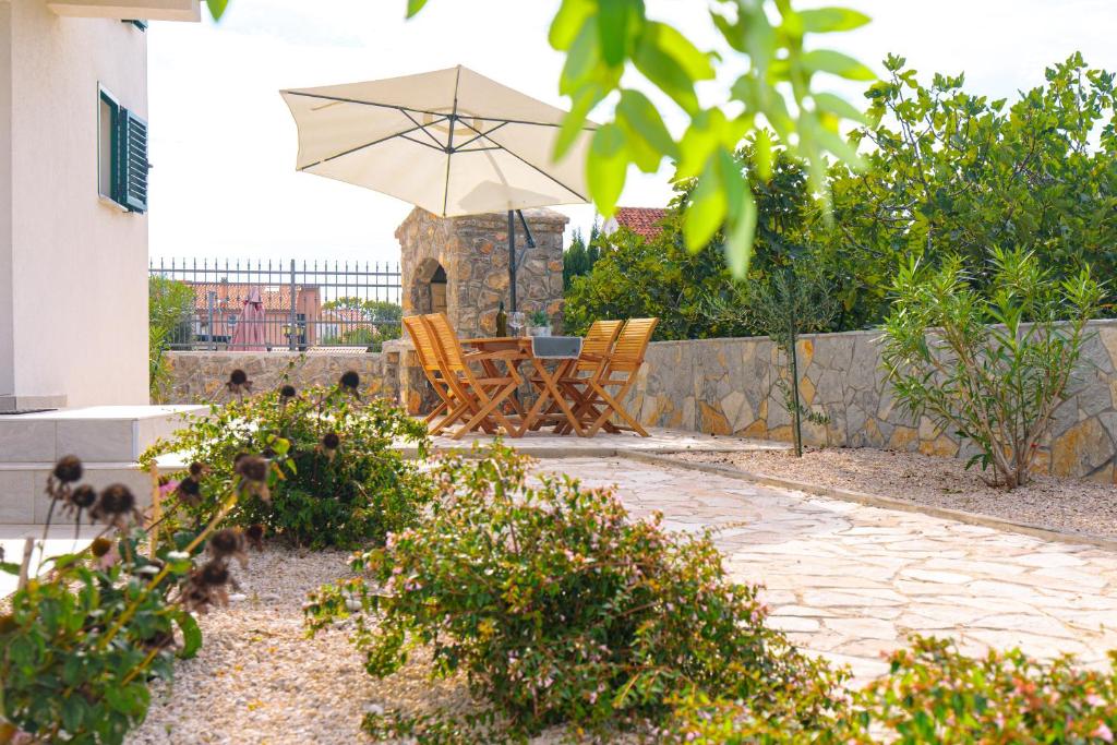 Ogród w obiekcie Sea Point Villa Ivan