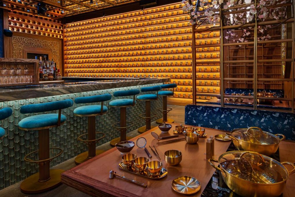 Moxy Downtown Los Angeles photo