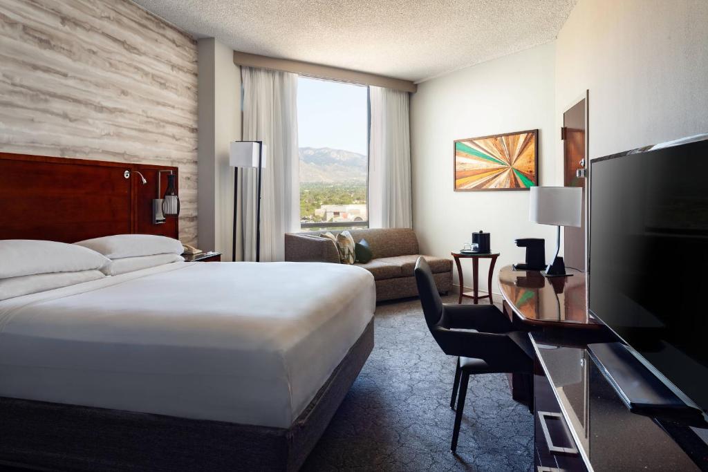 Marriott Albuquerque photo