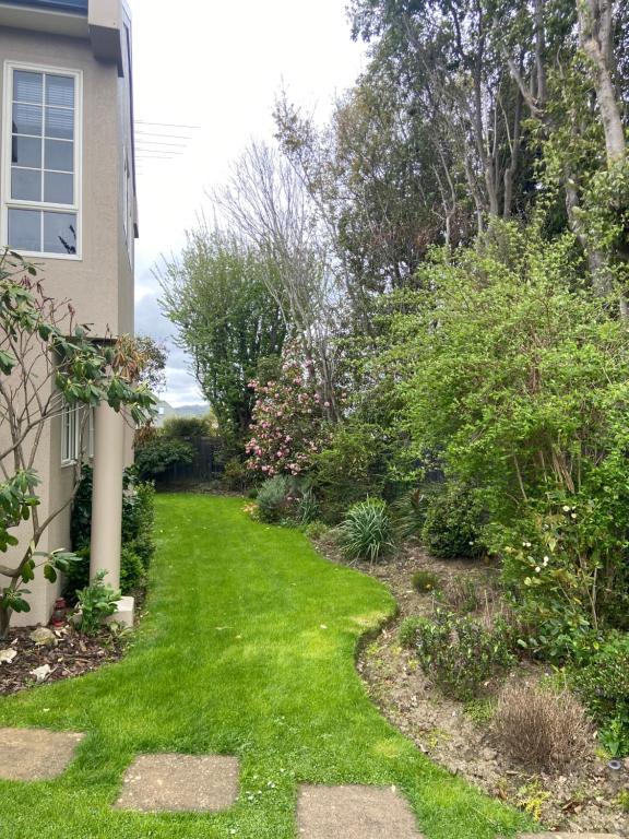 The Ground Floor Guest Suite - Resim 18