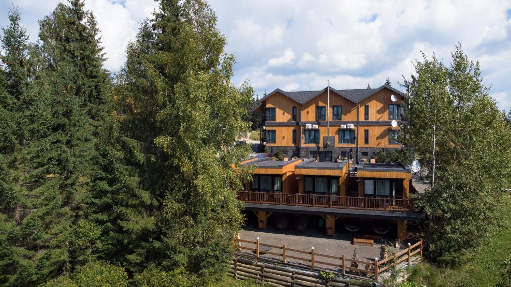 Budova, kde se hotel nachází