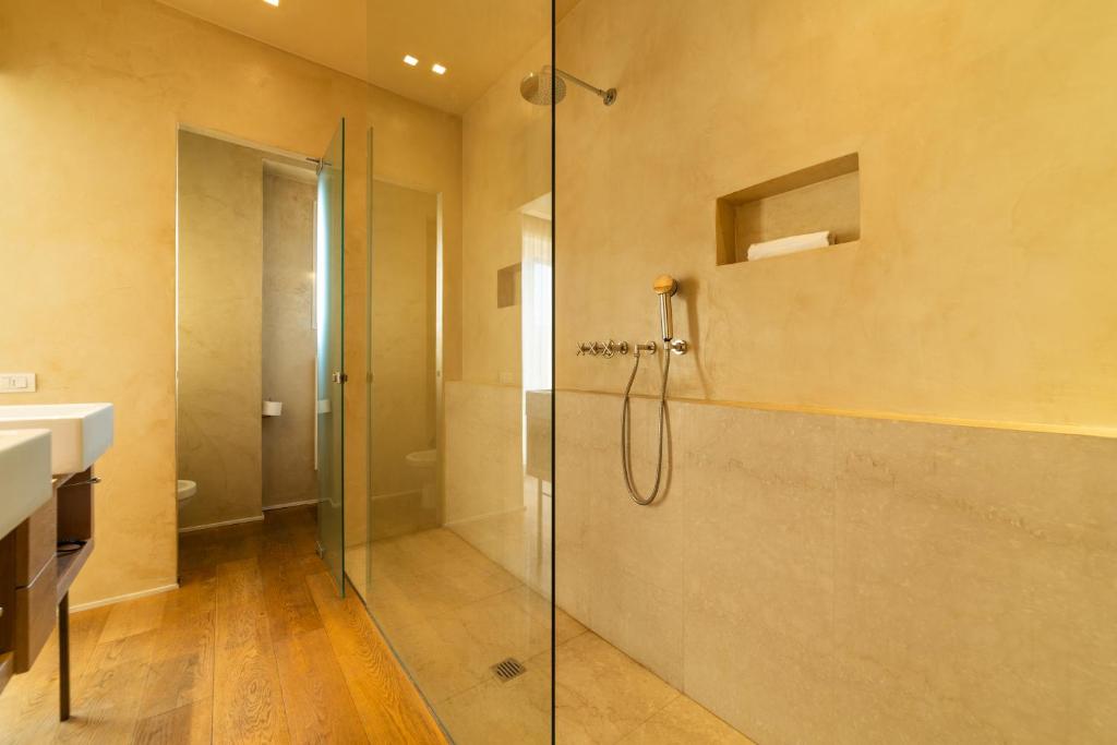 A bathroom at Luxury Penthouse with Stunning View and Hammam