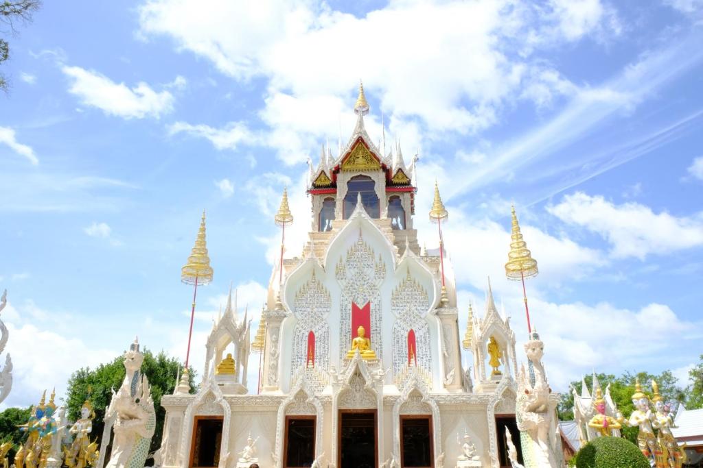Fotografie z fotogalerie ubytování Sun Hotel v destinaci Phetchaburi