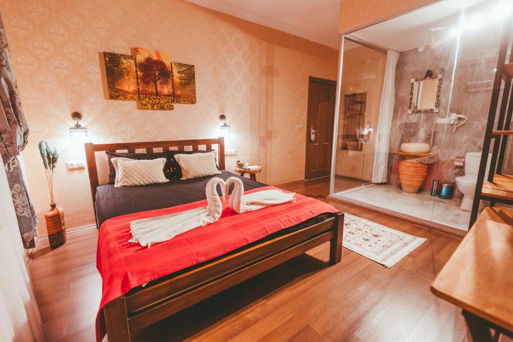 Pigeon Valley Stone House - 1