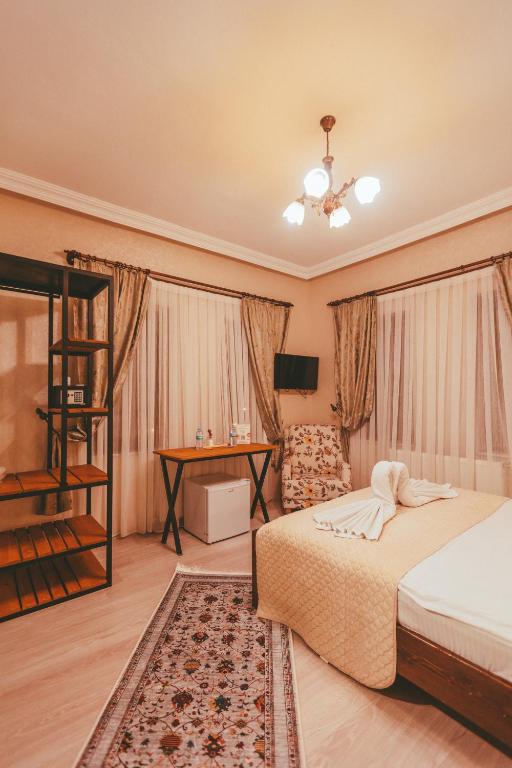 Pigeon Valley Stone House - 17