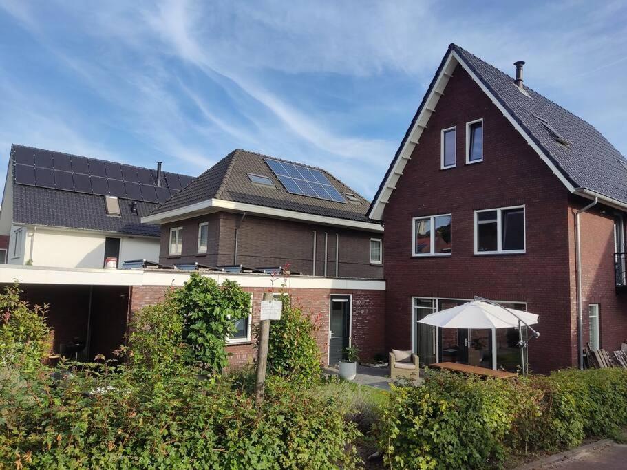 Το κτήριο όπου στεγάζεται  το διαμέρισμα