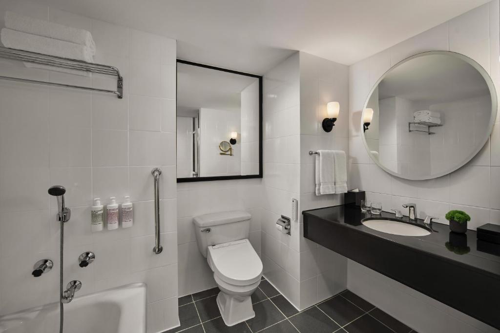 New World Saigon Hotel - Deluxe Suite