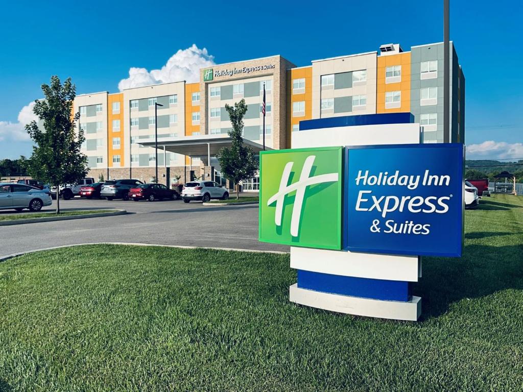a hospital sign in front of a building at Holiday Inn Express & Suites - Moundsville, an IHG Hotel in Moundsville